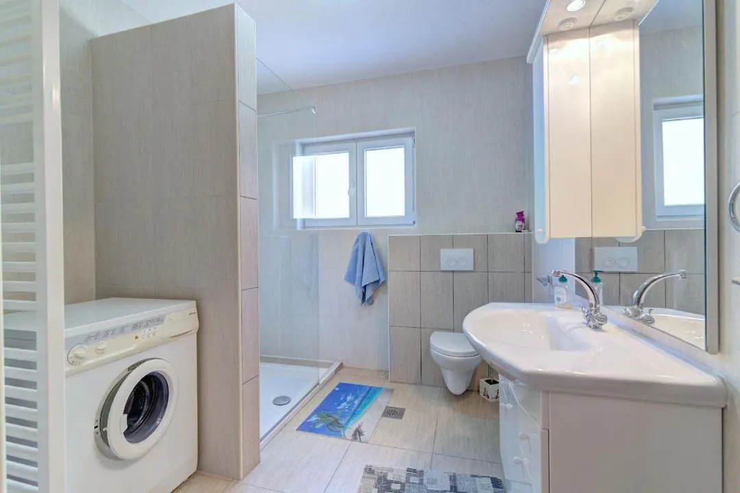 Jelka Nv 1 - Apartment 6 Pax With Two Terraces, Sea View, Parking, Grill Novi Vinodolski 0*,